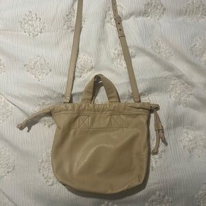 Madewell The Piazza crossbody bag (buttered scone)